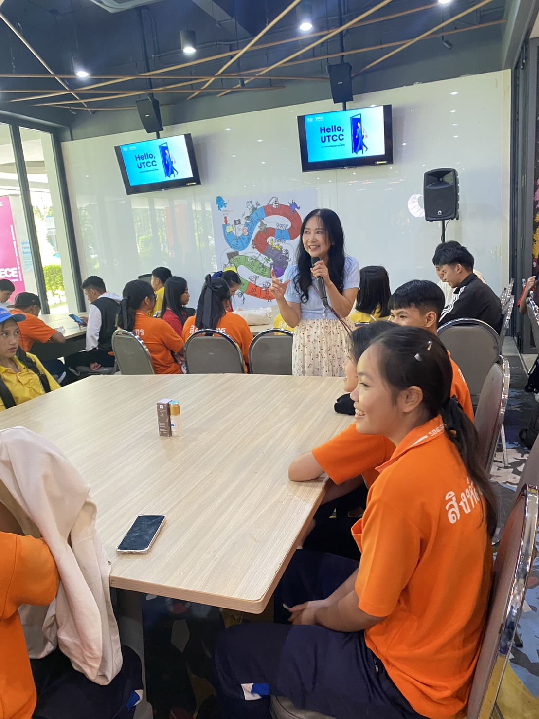 กิจกรรม Campus Visit ภายใต้กิจกรรมชื่อ “ปั้นอินฟลู สู่เจ้าของแบรนด์ดัง”